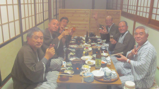 夕食での語らい