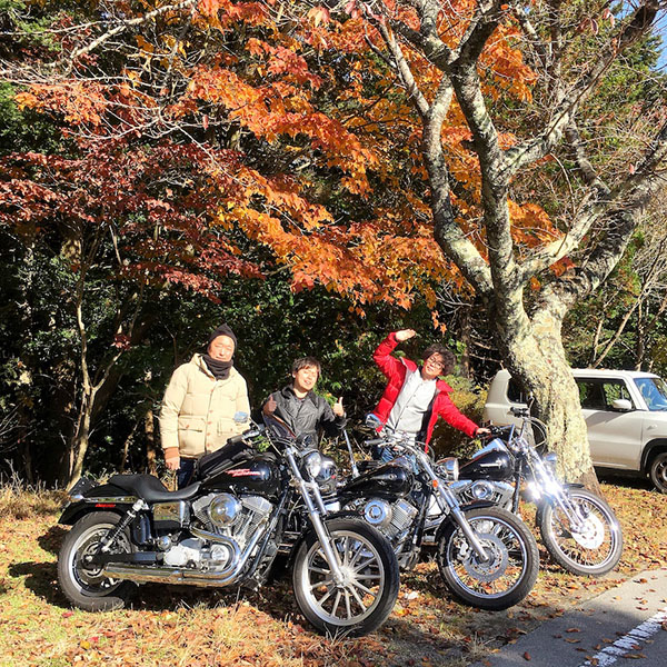 精進湖の樹海を紅葉ツーリング！